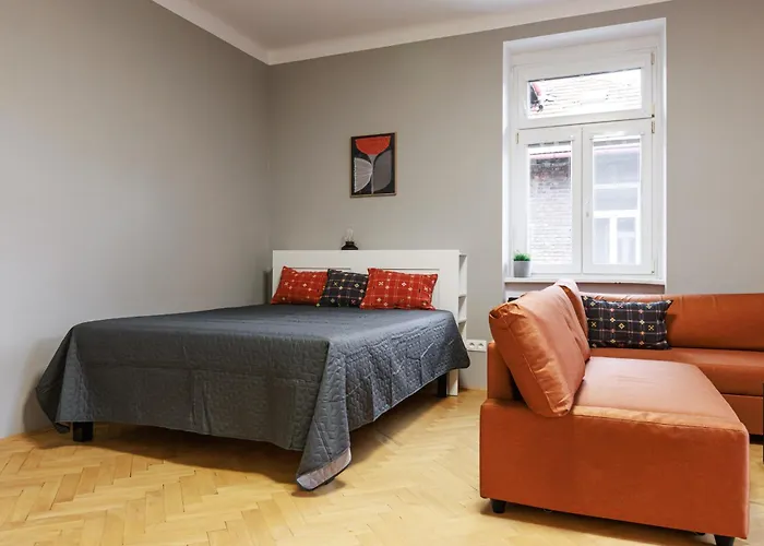 Zehnhaus 2 * Bratislava